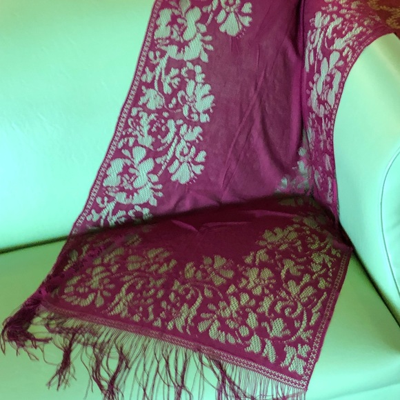 Pashminas - Picture 3 of 8